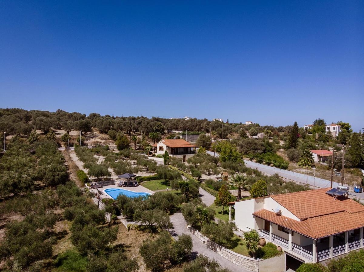 Lefkothea Villas With Large Pool, Bbq & Playground 아델리아노스 캄포스 외부 사진
