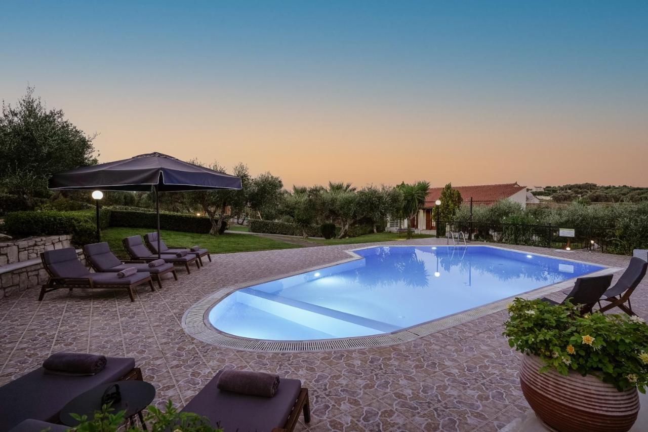 Lefkothea Villas With Large Pool, Bbq & Playground 아델리아노스 캄포스 외부 사진