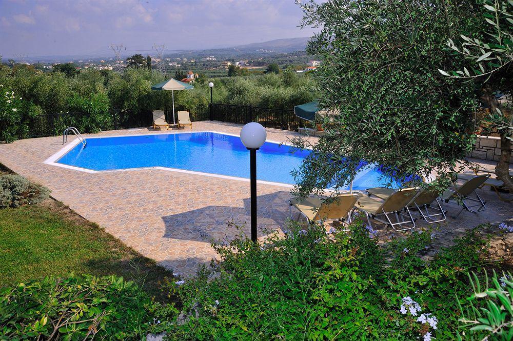Lefkothea Villas With Large Pool, Bbq & Playground 아델리아노스 캄포스 외부 사진