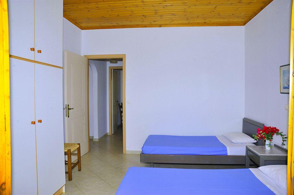 Lefkothea Villas With Large Pool, Bbq & Playground 아델리아노스 캄포스 외부 사진