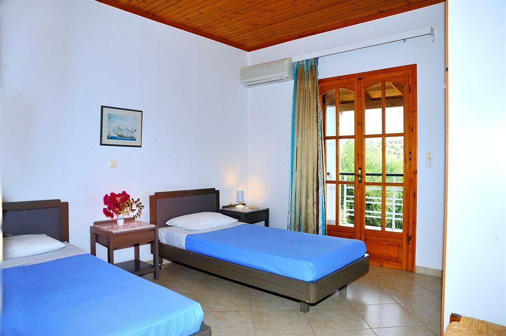 Lefkothea Villas With Large Pool, Bbq & Playground 아델리아노스 캄포스 외부 사진