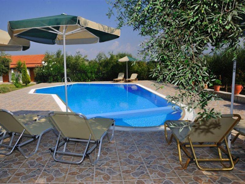 Lefkothea Villas With Large Pool, Bbq & Playground 아델리아노스 캄포스 외부 사진